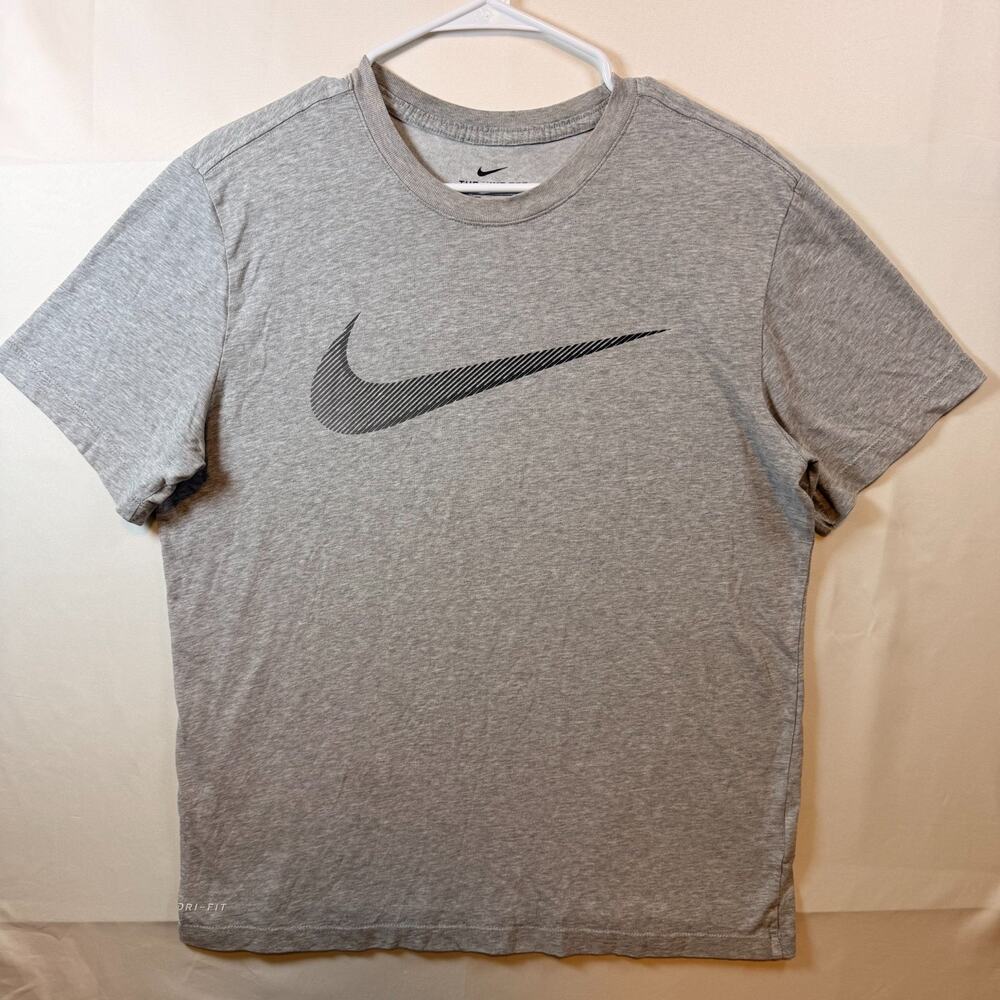 Nike Men's The Nike Tee Dri-FIT Short Sleeve Graphic T Shirt Mens Size Medium